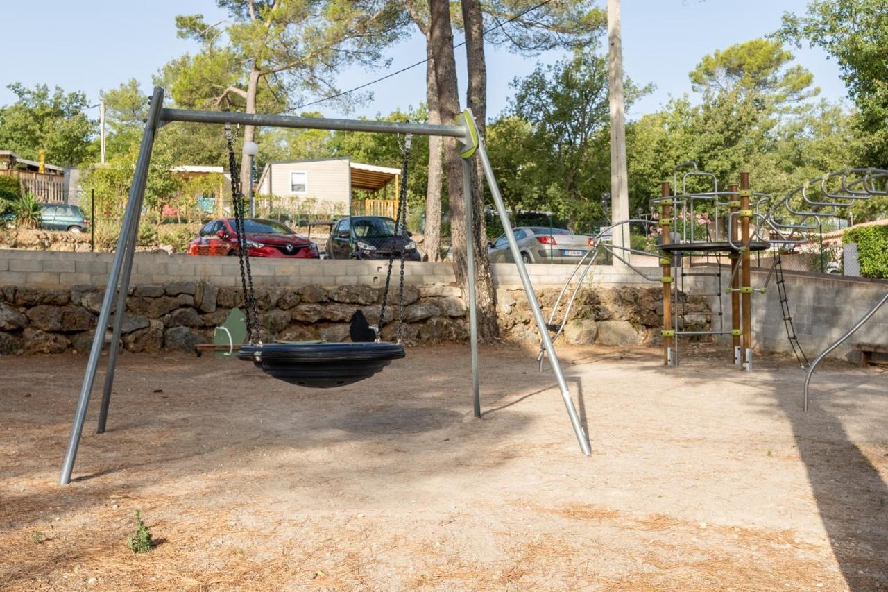 Hotel Camping Lou Cantaire Fayence Exterior foto